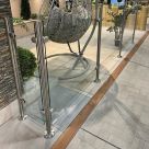 GlassVue-MKM-Display-Hull-stainless-steel-posts-and-glass