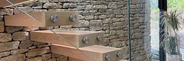 glassvue-floating-stairs-and-glass1800x1200